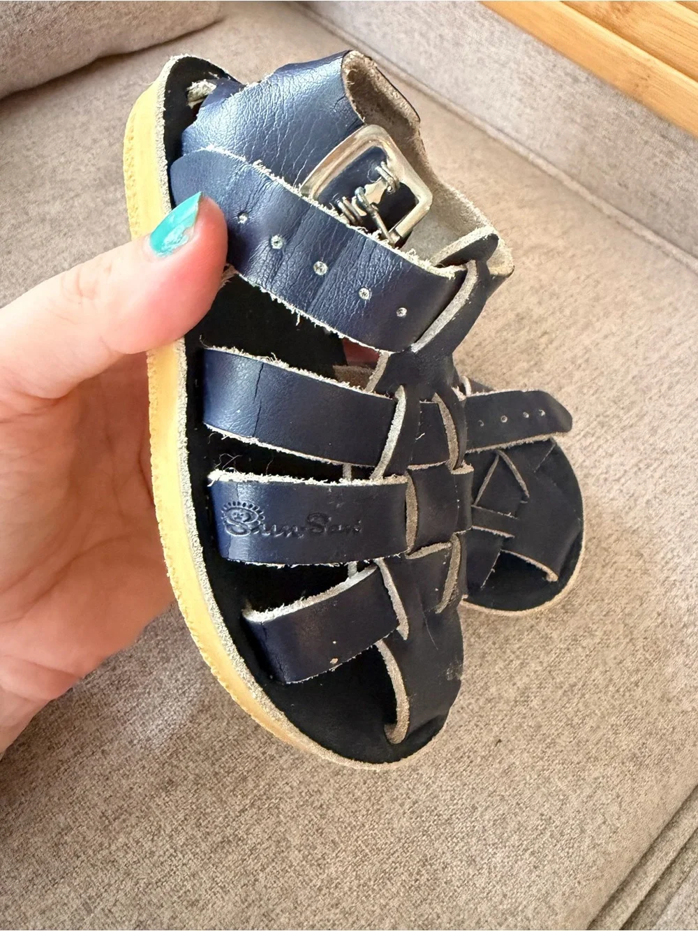 Hoy Shoe, size 6, Sharks 4400 Series, Navy